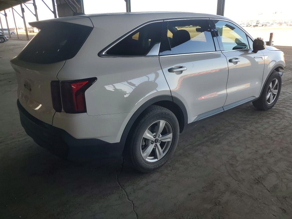 2023 Kia Sorento VIN 5XYRG4LCXPG247479 COPART salvage auction — FRONT END, Id - Salvage Certificate Of Title, sold $800 on 2026-06-29 (photo 3)