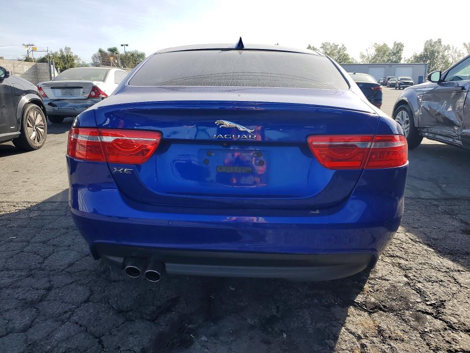 2017 Jaguar Xe VIN SAJAF4BN8HA968860 COPART salvage auction — MINOR DENT/SCRATCHES, CA - SALVAGE CERTIFICATE, sold $1,150 on 2026-07-02 (photo 6)