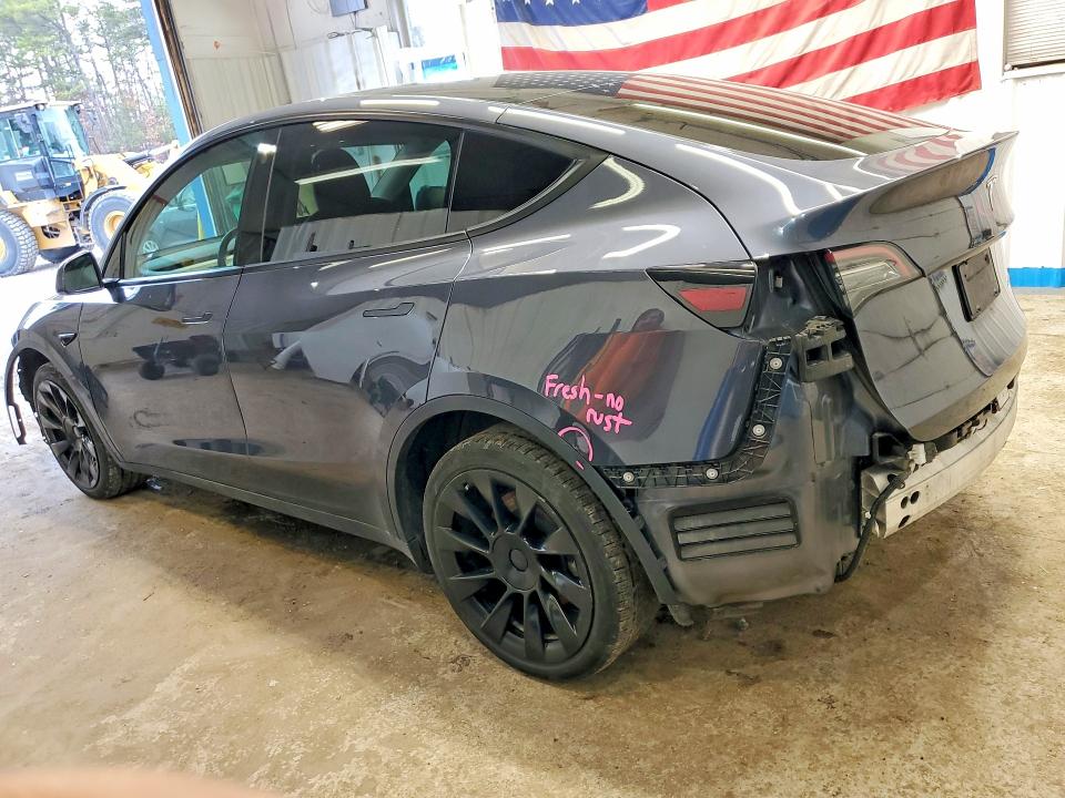 2022 Tesla Model y VIN 7SAYGDEE6NF445283 COPART salvage auction — REAR END, Nh - Cert Of Title-Salvage, sold $8,600 on 2026-07-04 (photo 2)