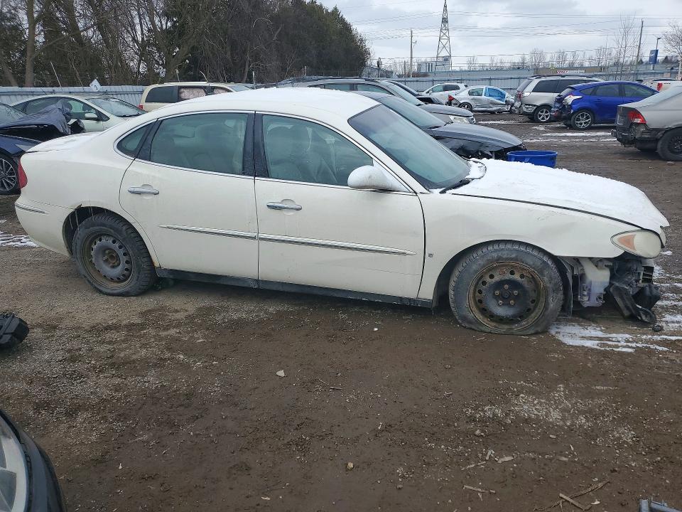 2008 Buick Allure VIN 2G4WF582X81269839 COPART salvage auction — SIDE, On - Permit Irrepairable, sold $200 on 2026-07-09 (photo 4)