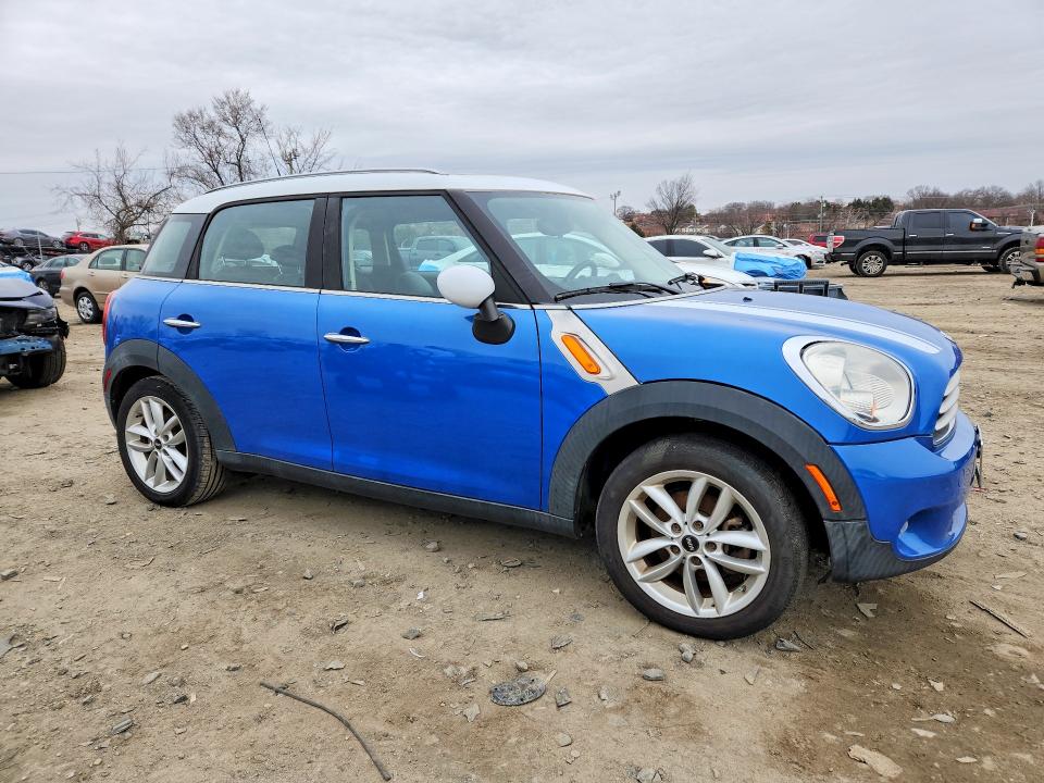 2012 Mini Cooper VIN WMWZB3C5XCWM03007 COPART salvage auction — MINOR DENT/SCRATCHES, Md - Parts Only-No Title Letter, sold $375 on 2026-08-11 (photo 4)