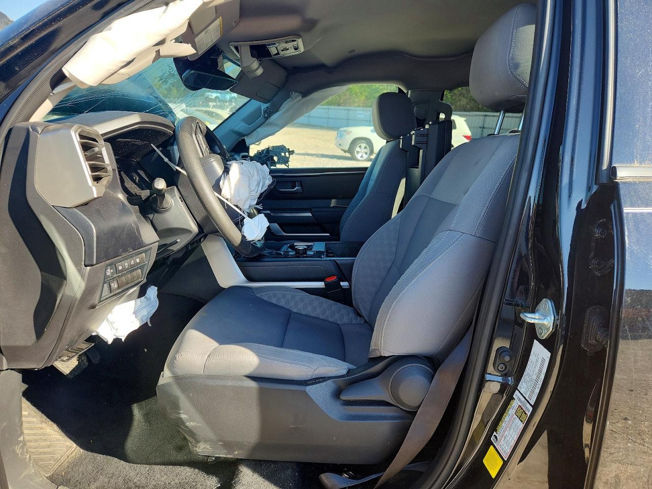 2024 Toyota Tundra VIN 5TFLA5AA8RX033850 COPART salvage auction — Front End, FL - CERT OF TITLE SLVG REBUILDABLE, sold $8,700 on 2026-05-08 (photo 7)