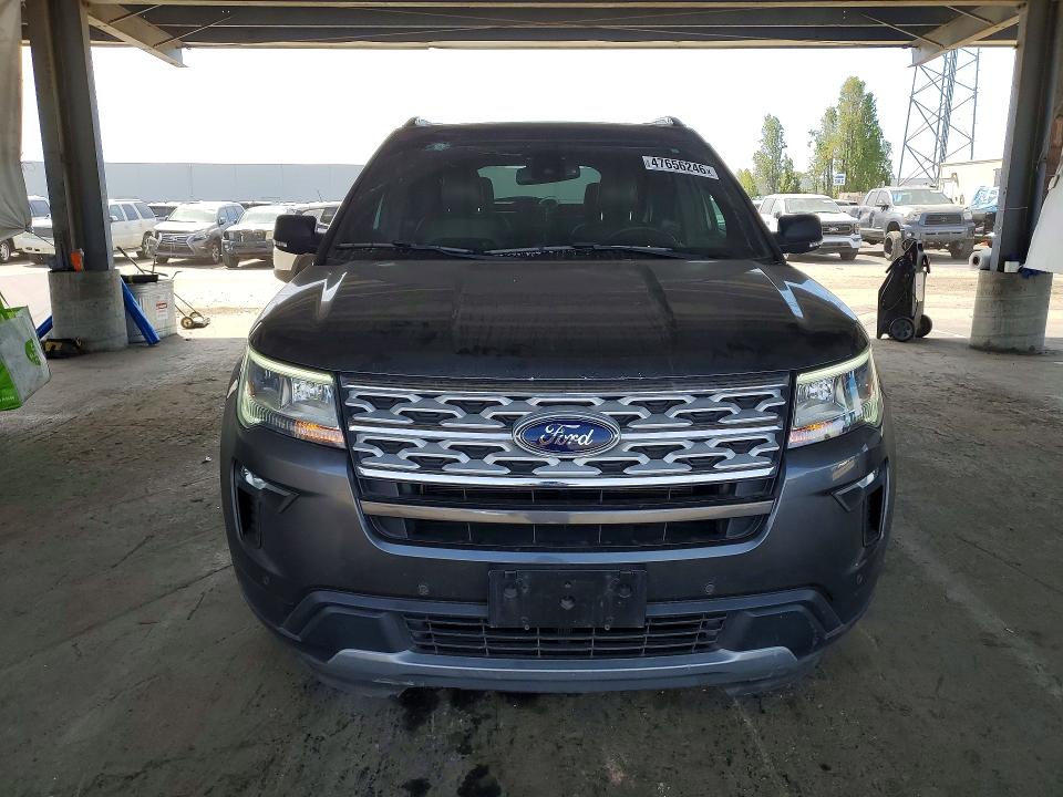 2019 Ford Explorer VIN 1FM5K8D85KGA52468 COPART salvage auction — VANDALISM, Ca - Salvage Certificate, sold $4,800 on 2026-07-02 (photo 5)