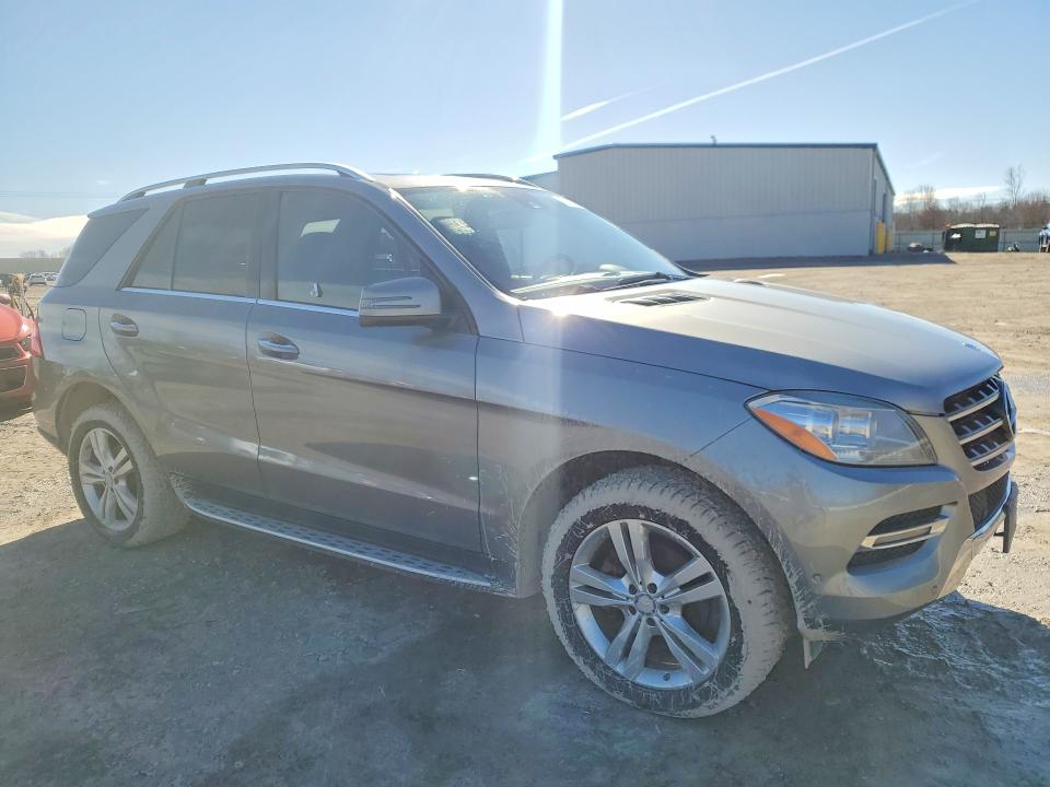 2014 Mercedes-benz Ml-class VIN 4JGDA2EB8EA402690 COPART salvage auction — NORMAL WEAR, Ny - Certificate Of Title, sold $6,500 on 2026-07-08 (photo 4)