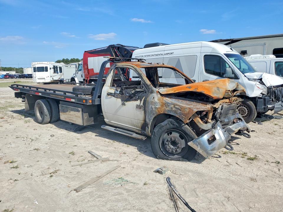 2012 Dodge Ram 5500 VIN 3C7WDMDL3CG233576 COPART salvage auction — BURN, TX - NONREPAIRABLE TITLE, sold $8,800 on 2026-07-31 (photo 4)