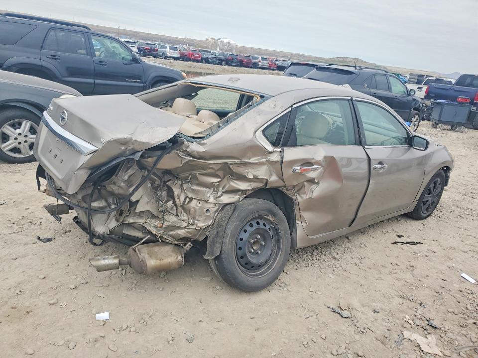 2015 Nissan VIN 1N4AL3AP8FN322315 COPART salvage auction — REAR END, Ut - Salvage Certificate, sold $325 on 2026-07-21 (photo 3)