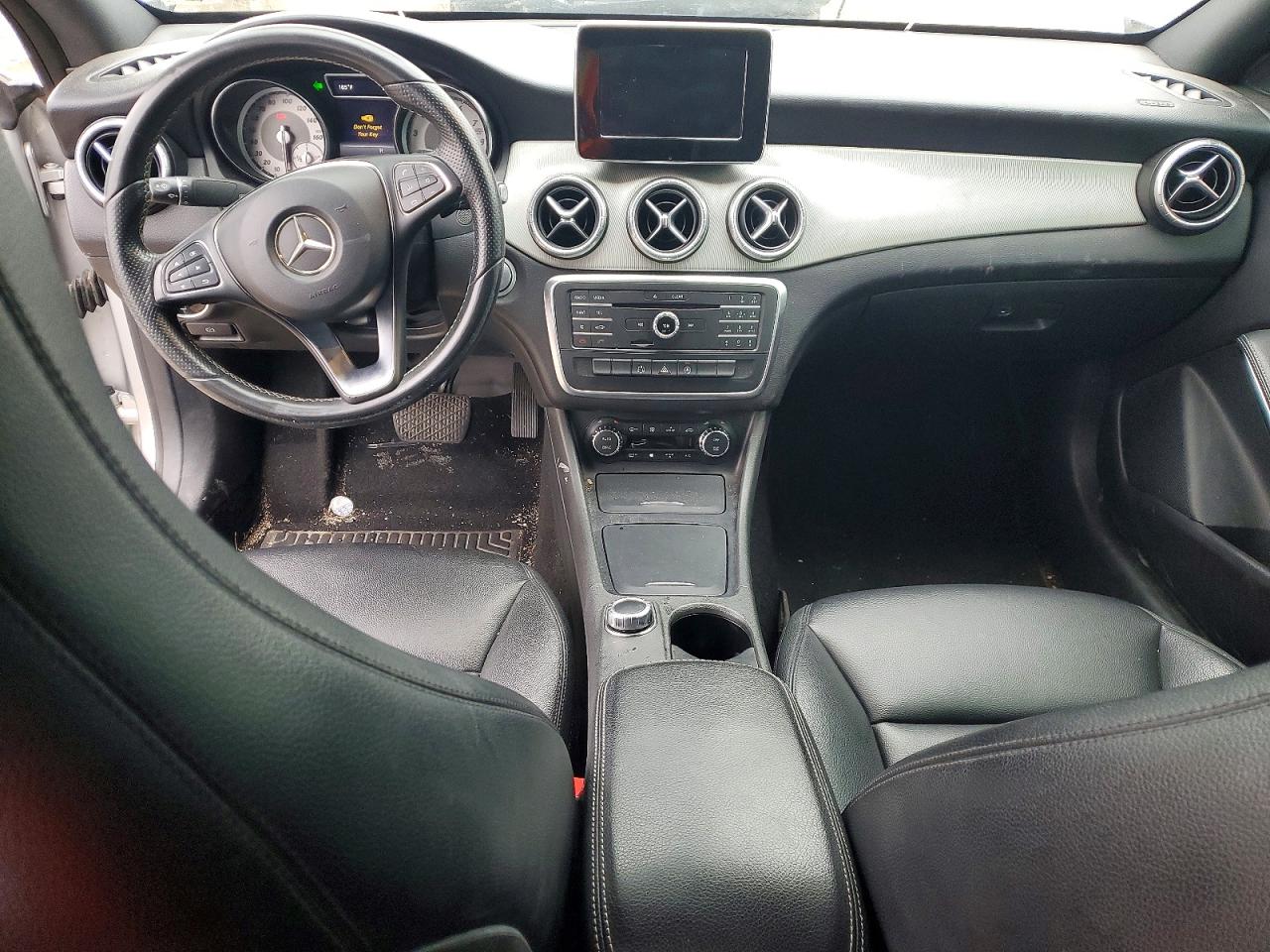 2015 Mercedes-Benz CLA-Class VIN WDDSJ4EB5FN200106 COPART salvage auction — Normal Wear, VA - CERTIFICATE OF TITLE, sold $2,600 on 2026-07-09 (photo 8)
