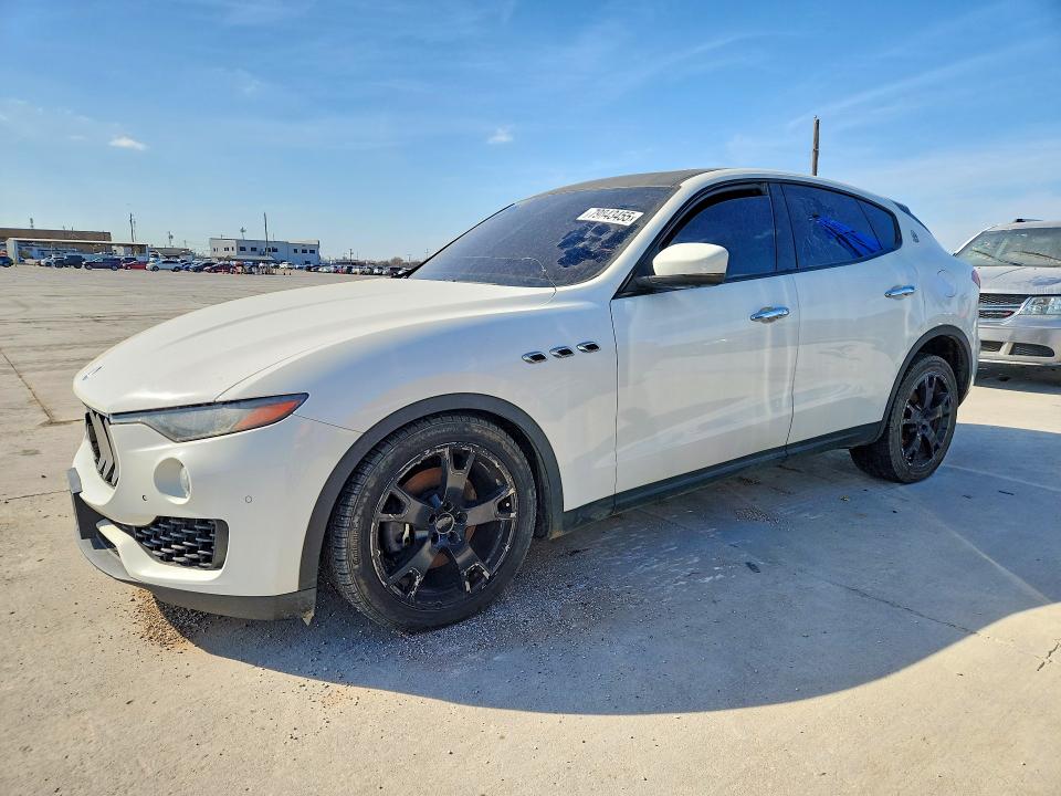 2018 Maserati Levante VIN ZN661XUAXJX278981 — COPART salvage auction photo