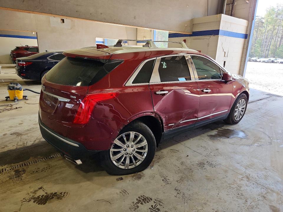 2017 Cadillac Xt5 VIN 1GYKNBRS0HZ290641 COPART salvage auction — SIDE, Va - Cert Of Title - Salvage, sold $2,350 on 2026-07-02 (photo 3)