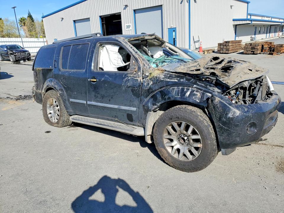 2012 Nissan Pathfinder VIN 5N1AR1NNXCC629901 COPART salvage auction — ROLLOVER, Ca - Salvage Certificate, sold $750 on 2026-07-02 (photo 4)