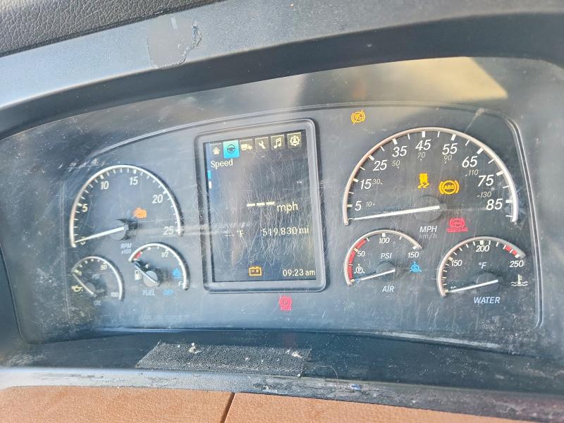 2022 Freightliner Cascadia 126 VIN 3AKJHHDR5NSNB4638 COPART salvage auction — ALL OVER, CA - SALVAGE CERTIFICATE, sold $5,625 on 2026-07-29 (photo 8)