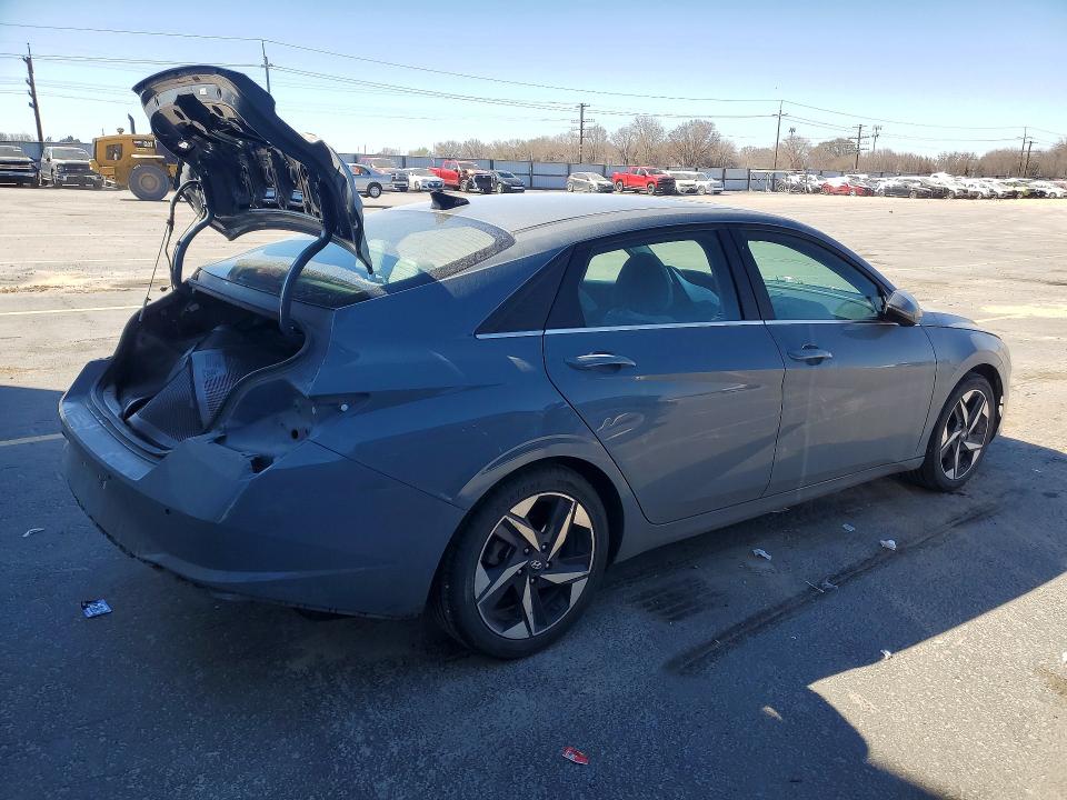 2021 Hyundai Elantra VIN KMHLP4AG1MU153993 COPART salvage auction — SIDE, Salvage Title, sold $100 on 2026-07-30 (photo 3)