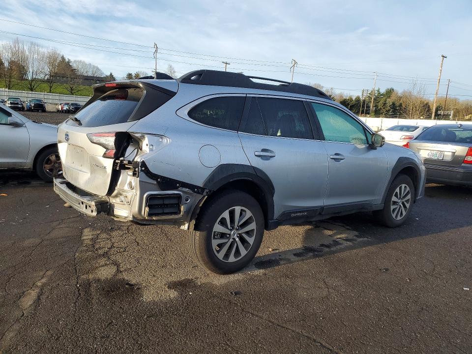 2025 Subaru Outback VIN 4S4BTACC0S3241503 COPART salvage auction — REAR END, Or - Lien Papers Salvage, sold $1,100 on 2026-07-20 (photo 3)