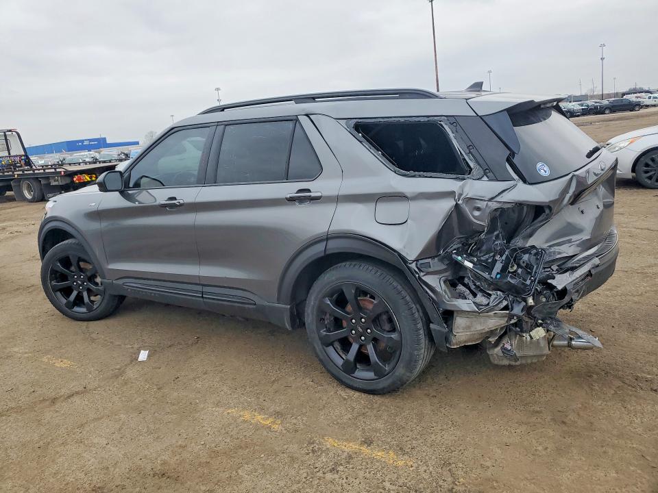 2023 Ford Explorer VIN 1FMSK8KH4PGA93249 COPART salvage auction — REAR END, Mi - Scrap Certificate Of Title, sold $5,900 on 2026-07-02 (photo 2)