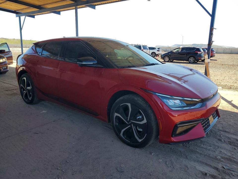 2024 Kia Ev6 VIN KNDC4DLC7R5203725 COPART salvage auction — SIDE, Salvage Title, sold $11,700 on 2026-07-16 (photo 4)