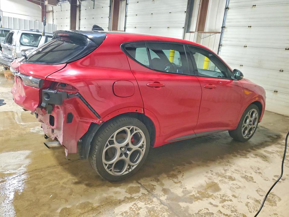2025 Alfa romeo Tonale VIN ZASPATTW9S3086461 COPART salvage auction — REAR END, PA, sold $11,800 on 2026-07-21 (photo 3)