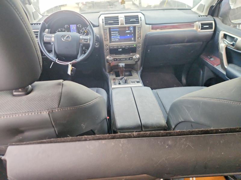 2019 Lexus Gx VIN JTJBM7FX7K5239655 COPART salvage auction — SIDE, Ct - Clean Title, sold $23,000 on 2026-09-01 (photo 8)