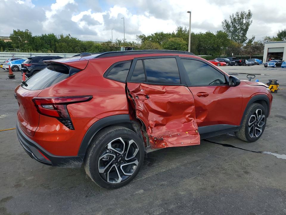 2024 Chevrolet Trax VIN KL77LJE25RC080801 COPART salvage auction — FRONT END, Fl - Cert Of Title Slvg Rebuildable, sold $2,900 on 2026-07-27 (photo 3)