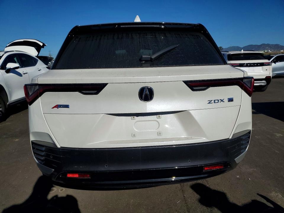 2024 Acura Zdx VIN 4W5KHMRK7RZ501749 COPART salvage auction — FRONT END, Ca - Salvage Certificate, sold $9,000 on 2026-07-06 (photo 6)