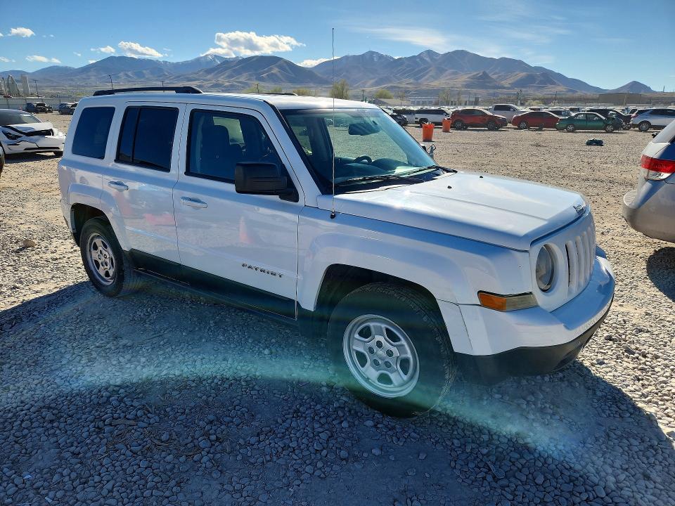 2016 Jeep Liberty (patriot) VIN 1C4NJPBB8GD681425 COPART salvage auction — FRONT END, Ut - Salvage Certificate, sold $500 on 2026-07-10 (photo 4)