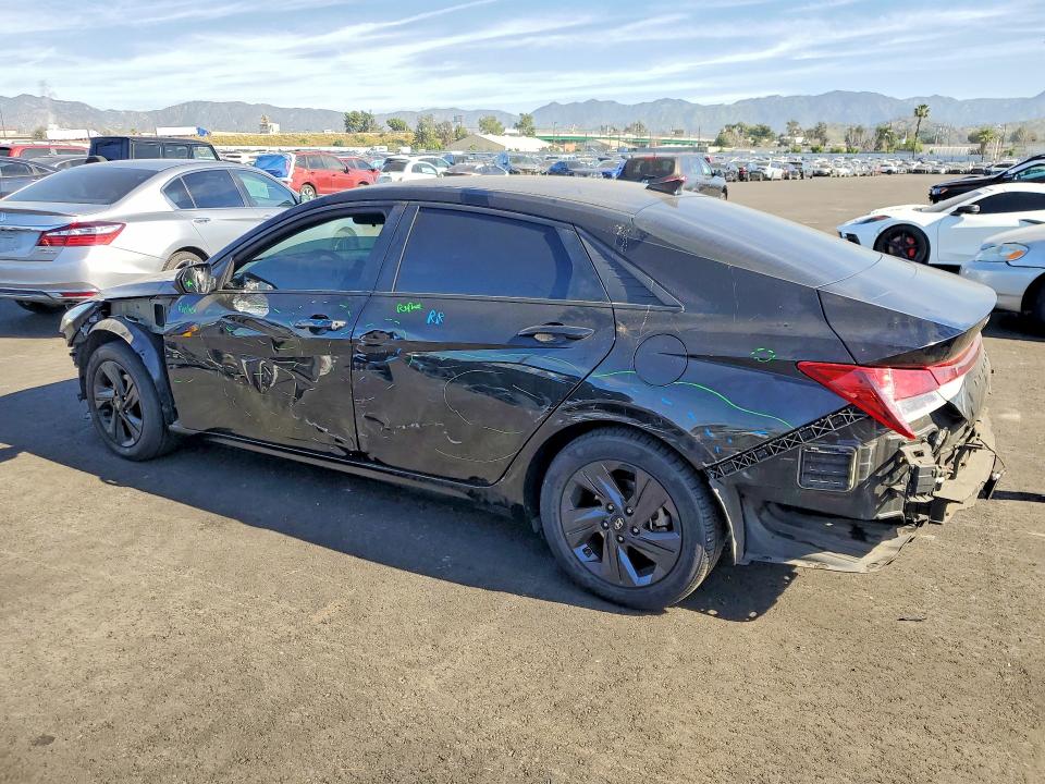 2021 Hyundai Elantra VIN 5NPLM4AG5MH019382 COPART salvage auction — SIDE, Salvage Title, sold $3,300 on 2026-07-13 (photo 2)