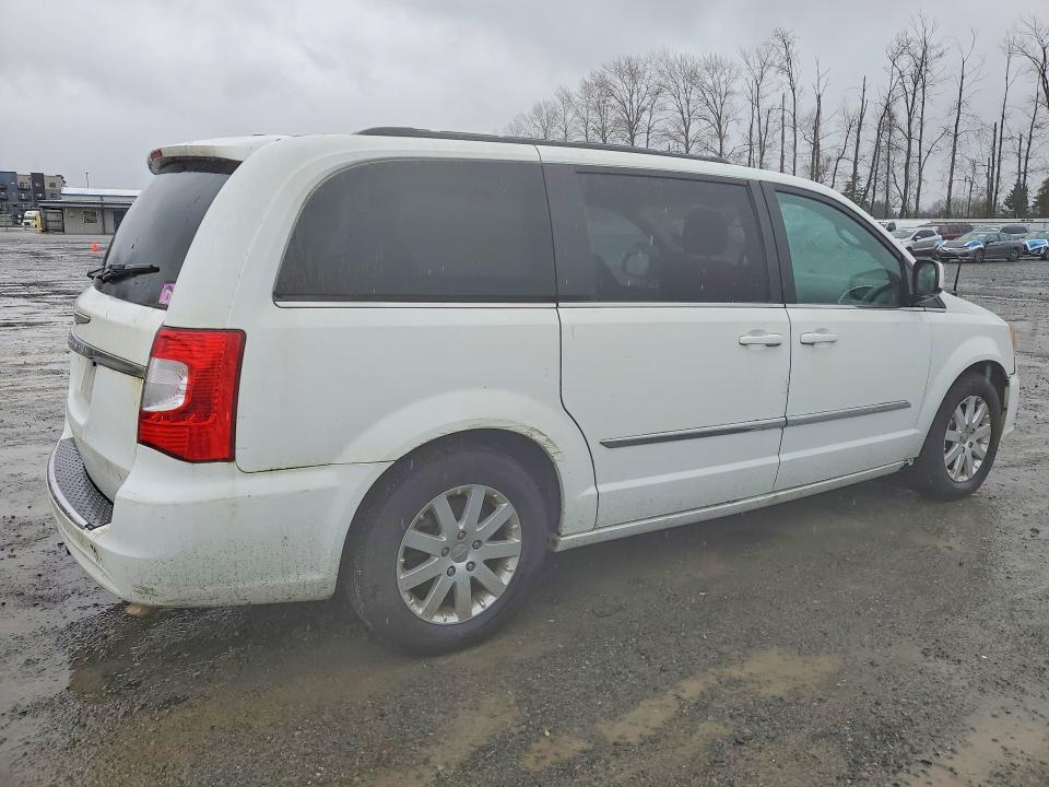 2015 Chrysler VIN 2C4RC1BG0FR571047 COPART salvage auction — FRONT END, Wa - Cert Of Ownership-Rebuilt, sold $625 on 2026-07-20 (photo 3)