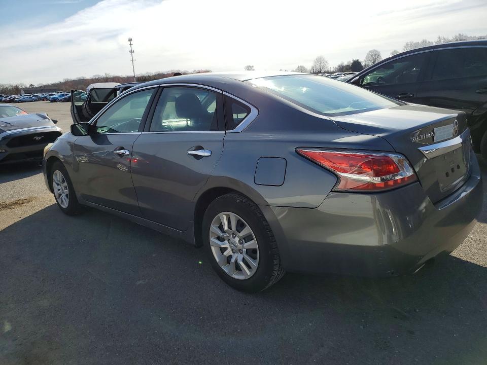 2014 Nissan Altima VIN 1N4AL3AP4EC410613 COPART salvage auction — SIDE, NJ, sold $450 on 2026-09-03 (photo 2)