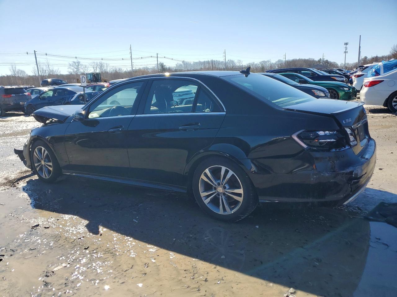 2016 Mercedes Benz E VIN WDDHF8JB3GB280971 COPART salvage auction — Front End, MA - CERT OF TITLE-RECONSTRCTD COLL, sold $1,100 on 2026-07-01 (photo 2)
