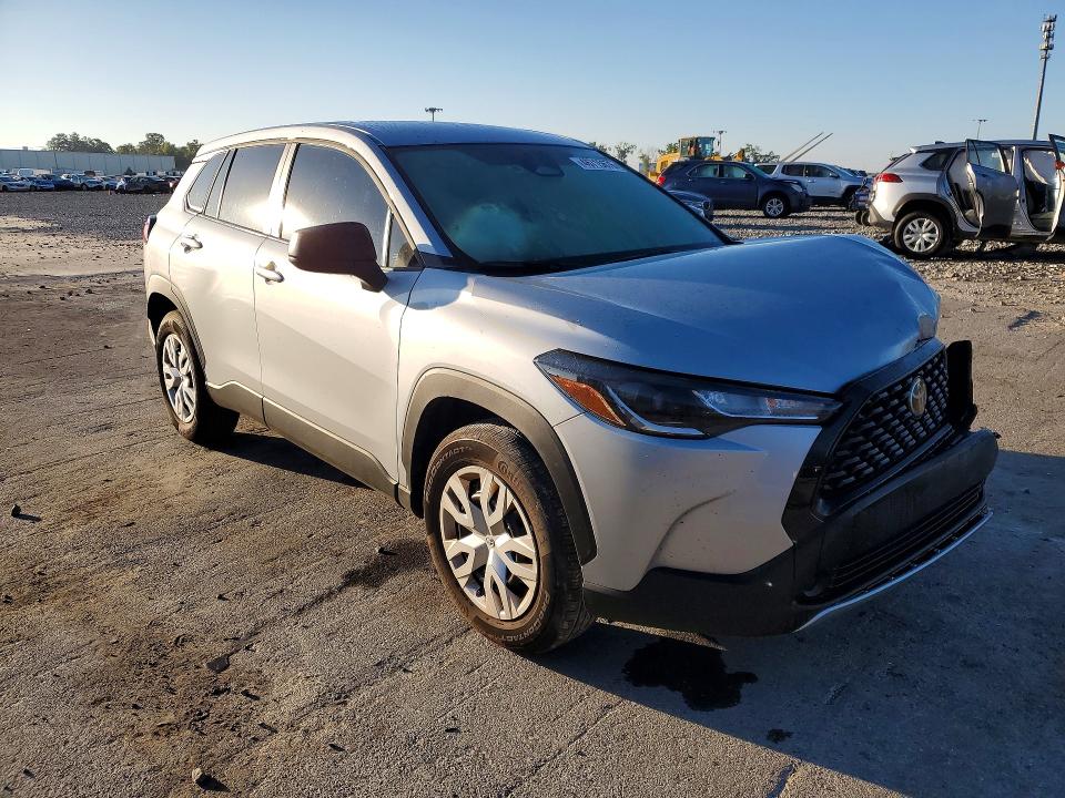 2025 Toyota Corolla cross VIN 7MUAAAAG2SV143508 COPART salvage auction — FRONT END, Fl - Cert Of Title Slvg Rebuildable, sold $7,100 on 2026-07-06 (photo 4)