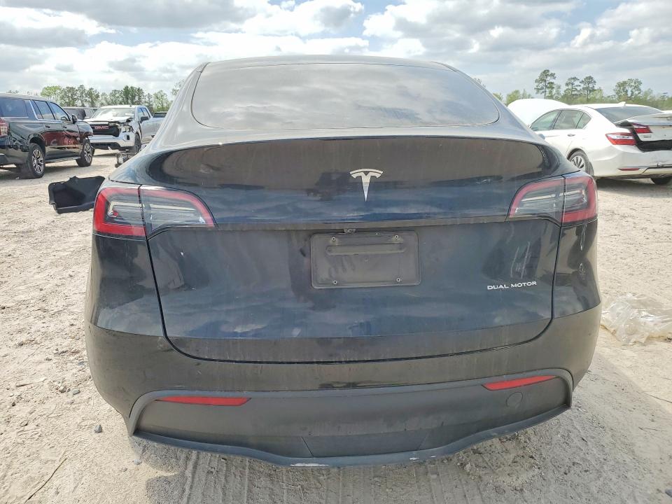 2024 Tesla Model y VIN 7SAYGDEEXRA299795 COPART salvage auction — FRONT END, Tx - Salvage Vehicle Title, sold $12,700 on 2026-07-10 (photo 6)