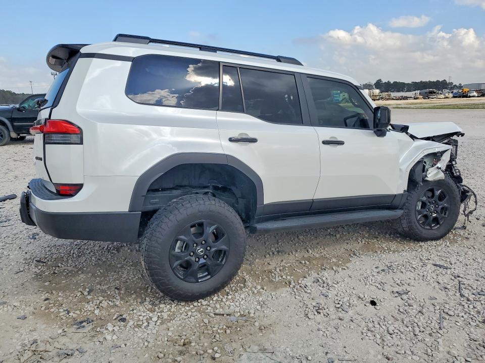 2025 Lexus Gx VIN JTJTBCDX3S5066707 COPART salvage auction — FRONT END, Tx - Certificate Of Title, sold $45,250 on 2026-07-28 (photo 3)