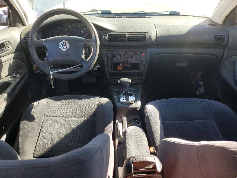 1998 Volkswagen Passat VIN WVWMA63B0WE163032 COPART salvage auction — FRONT END, Ut - Salvage Certificate, sold $150 on 2026-07-17 (photo 8)
