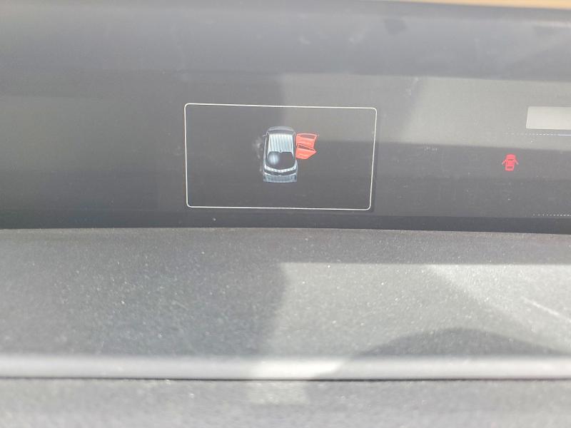 2018 Toyota Prius VIN JTDKARFP0J3101411 COPART salvage auction — SIDE, NV - SALVAGE TITLE, sold $6,300 on 2026-07-21 (photo 9)