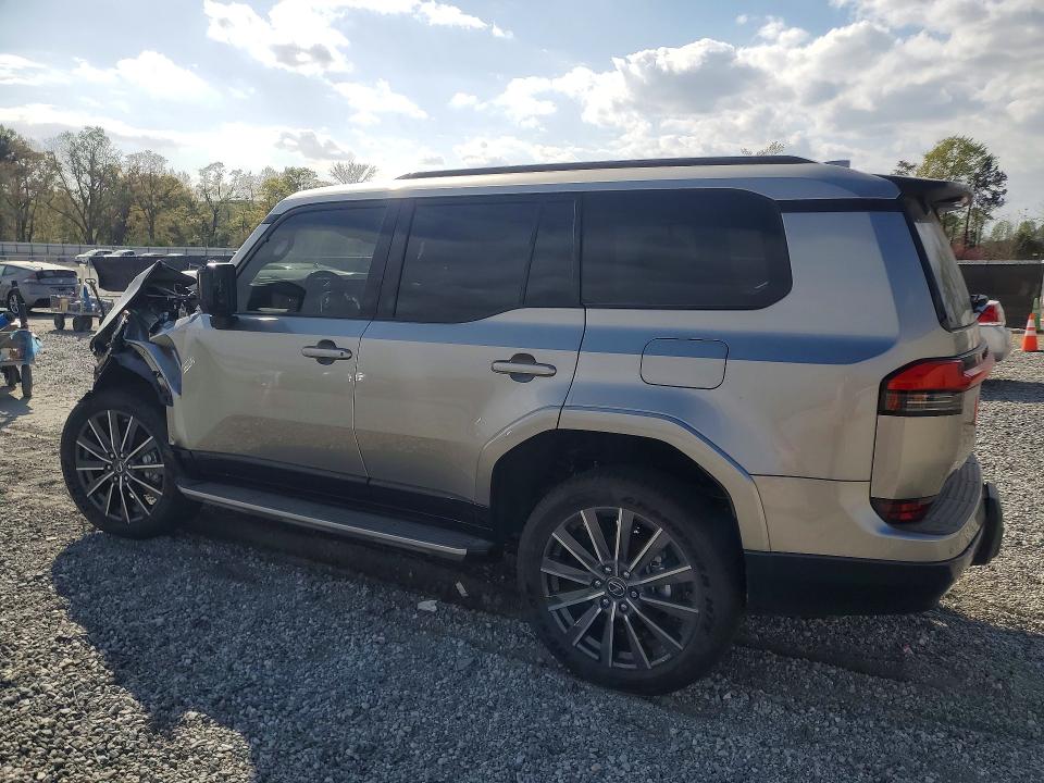 2025 Lexus Gx 550 VIN JTJVBCDX6S5060960 COPART salvage auction — Front End, LA - CERT OF TITLE-SALVAGE (P), sold $36,500 on 2026-04-29 (photo 2)