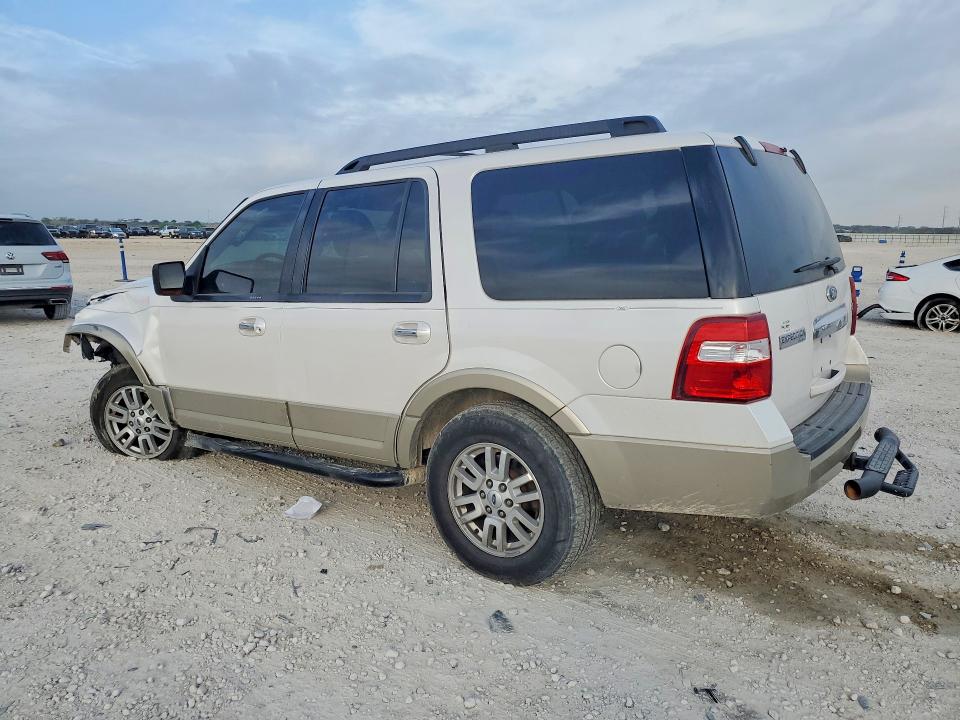 2010 Ford Expedition VIN 1FMJU1H59AEB64040 COPART salvage auction — FRONT END, Tx - Bonded Title - Salvage, sold $700 on 2026-07-02 (photo 2)
