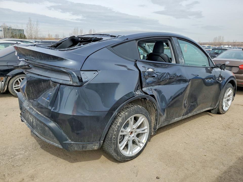 2026 Tesla Model y VIN XP7YGDEEXTB774125 COPART salvage auction — REAR END, On - Permit Salvage, sold $12,100 on 2026-08-04 (photo 3)