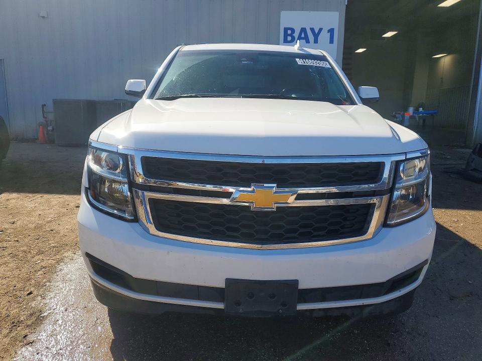 2017 Chevrolet Tahoe VIN 1GNSKBKC5HR194898 COPART salvage auction — MINOR DENT/SCRATCHES, Wv - Certificate Of Title, sold $9,400 on 2026-07-02 (photo 5)