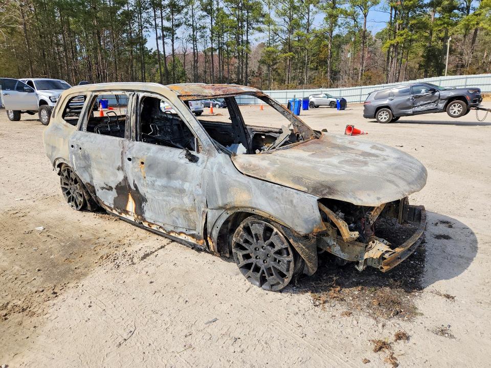 2021 Kia Telluride VIN 5XYP3DHC4MG098056 COPART salvage auction — BURN, NC - SALVAGE CERTIFICATE OF TITLE, sold $275 on 2026-07-24 (photo 4)