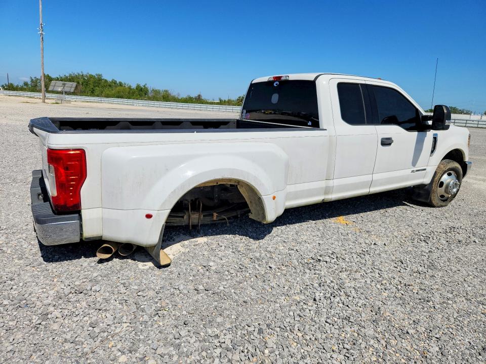 2019 Ford F-350 VIN 1FT8X3CT2KEC44616 COPART salvage auction — UNDERCARRIAGE, Ms - Dealer Only Clean Title, sold $11,700 on 2026-07-29 (photo 3)