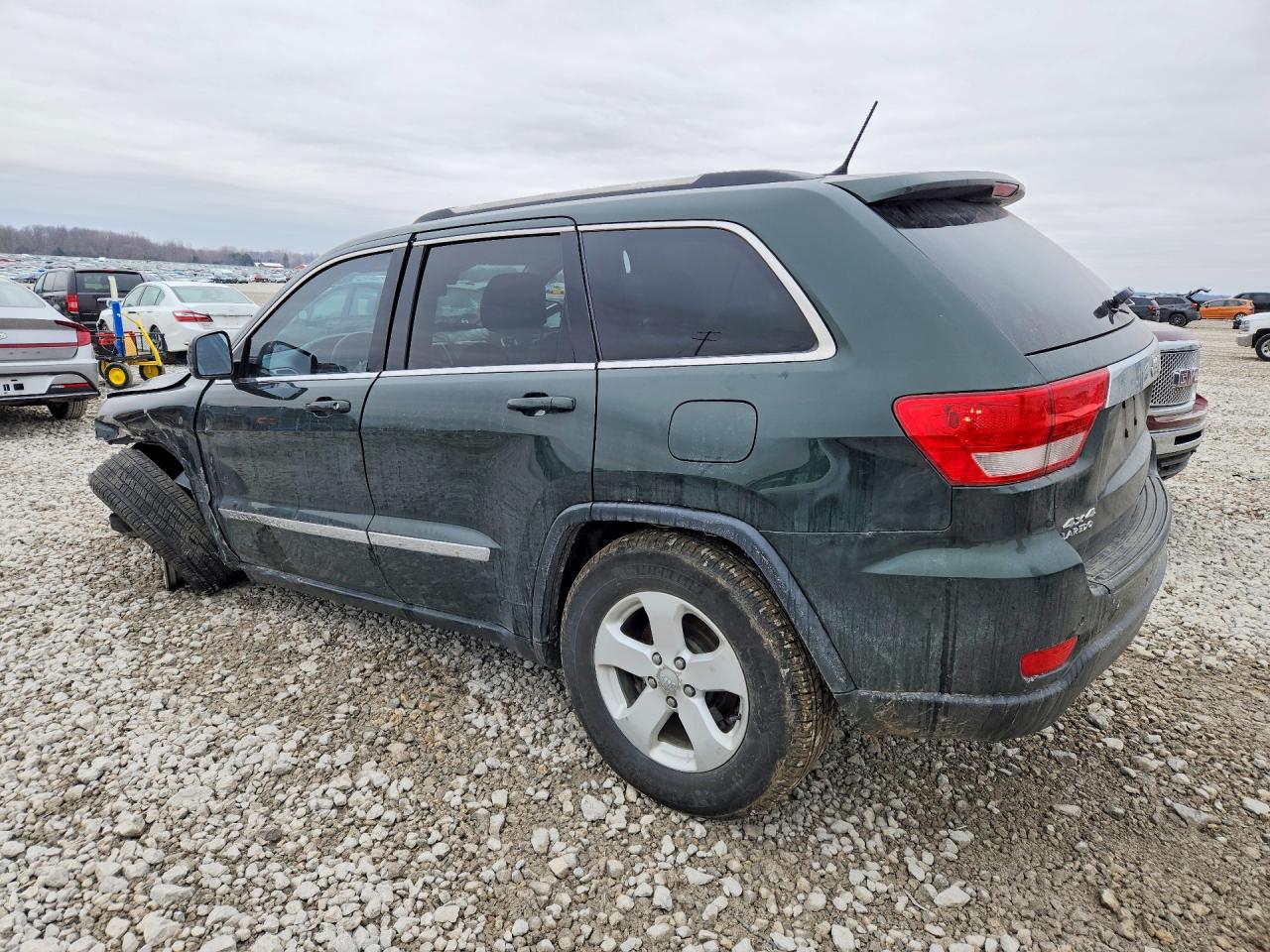 2011 Jeep Grand Cherokee VIN 1J4RR4GG2BC739034 COPART salvage auction — Front End, MI - CERTIFICATE OF TITLE, sold $625 on 2026-07-02 (photo 2)
