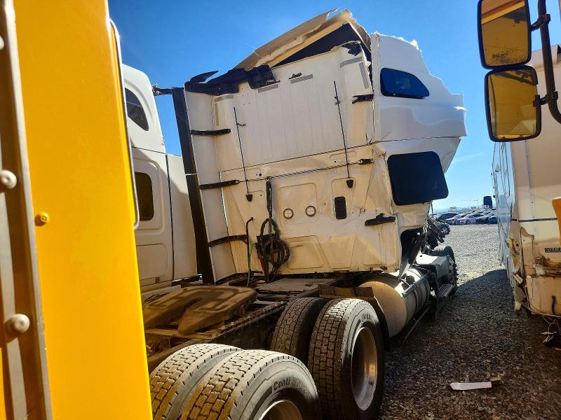 2026 International Lt VIN 3HSDZAPR4TN520528 COPART salvage auction — ALL OVER, Co - Salvage Title, sold $18,400 on 2026-07-23 (photo 4)