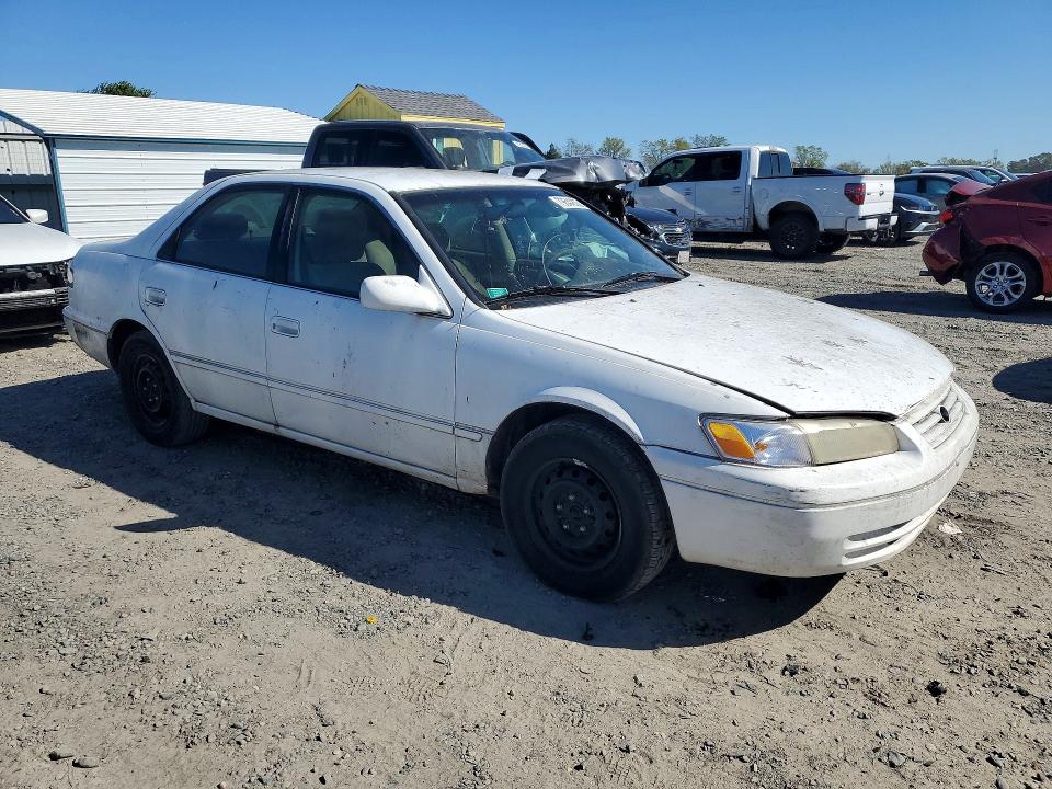 1998 Toyota Camry VIN 4T1BG22K2WU839949 COPART salvage auction — FRONT END, Ca - Dis/Dlr/Exp App For Dup Clean, sold $350 on 2026-07-02 (photo 4)