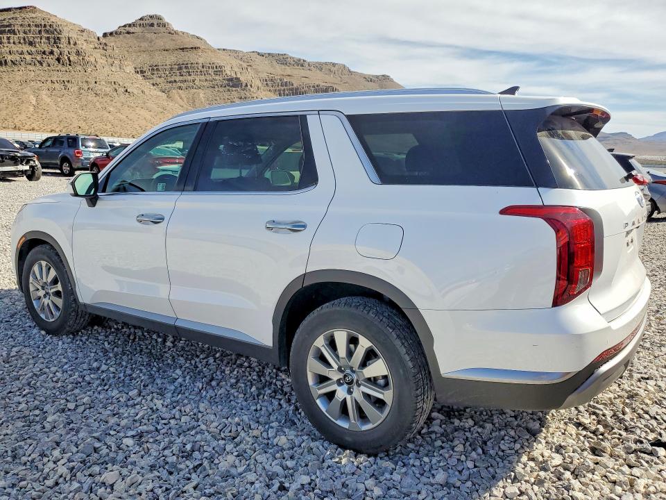 2024 Hyundai Palisade VIN KM8R2DGE3RU741867 COPART salvage auction — VANDALISM, Nv - Salvage Title, sold $10,100 on 2026-07-27 (photo 2)