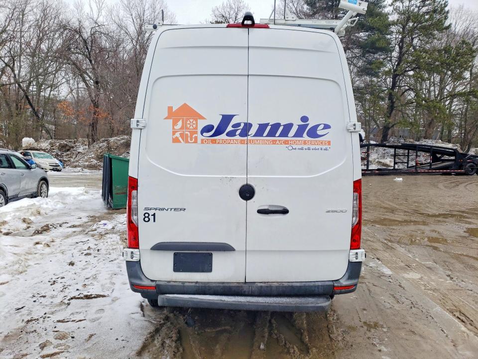 2023 Mercedes-benz Sprinter VIN W1Y40BHY6PT157706 COPART salvage auction — FRONT END, MA - CERT OF TITLE-SALVAGE, sold $1,650 on 2026-07-29 (photo 6)
