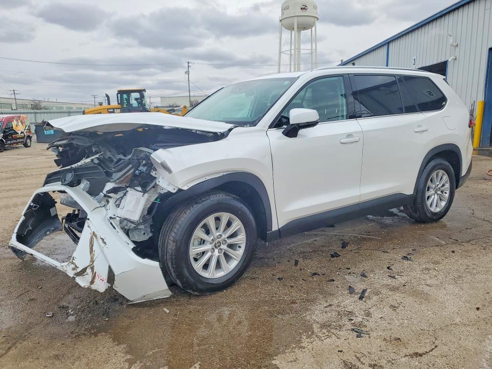 2026 Toyota Highlander VIN 5TDAAAB50TS107700 COPART salvage auction — Front End, IL - SALVAGE CERTIFICATE, sold $19,400 on 2026-05-06 (photo 1)