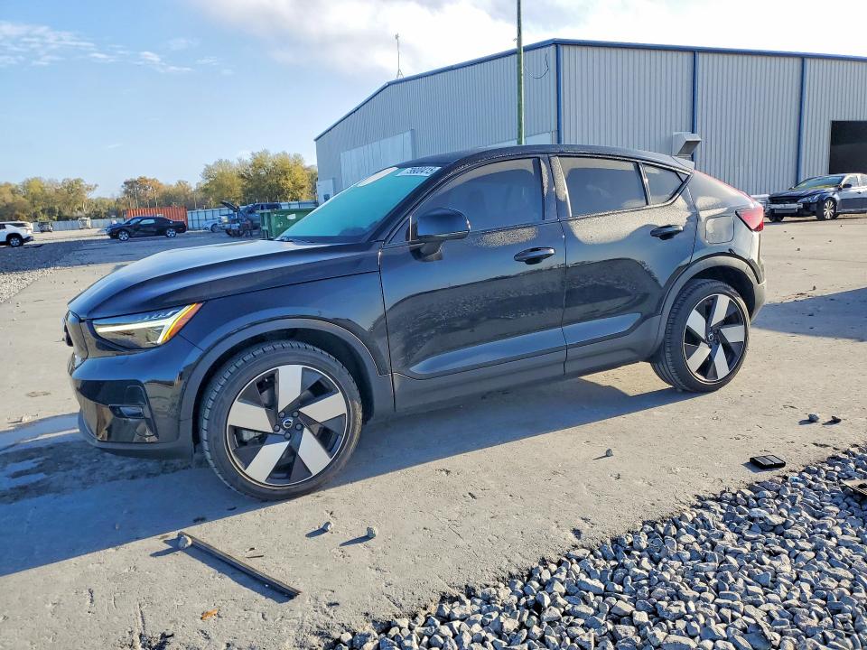 2022 Volvo C40 VIN YV4ED3GB9N2001126 — COPART salvage auction photo