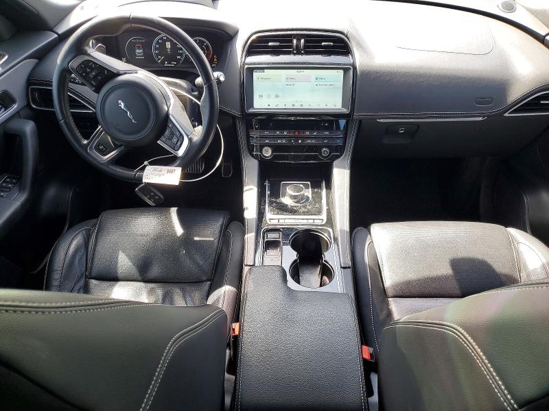 2017 Jaguar F-pace VIN SADCL2BNXHA894303 COPART salvage auction — REAR END, Id - Salvage Certificate Of Title, sold $7,300 on 2026-07-20 (photo 8)