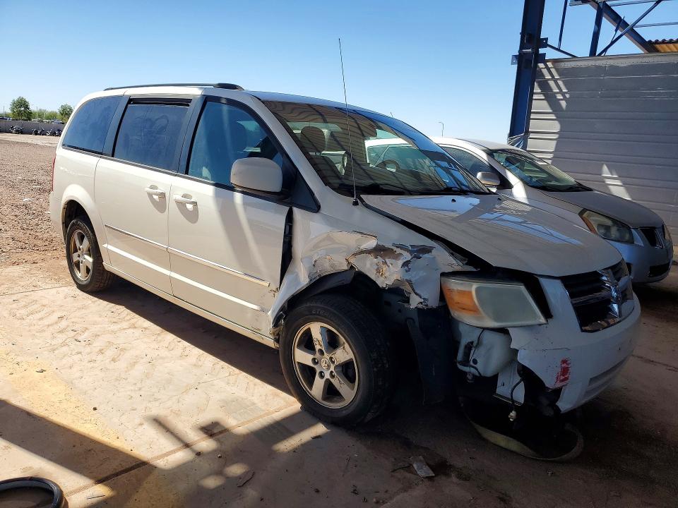 2010 Dodge Grand caravan VIN 2D4RN5D14AR433937 COPART salvage auction — FRONT END, NM - CERT OF TITLE-SALVAGE, sold $400 on 2026-07-02 (photo 4)