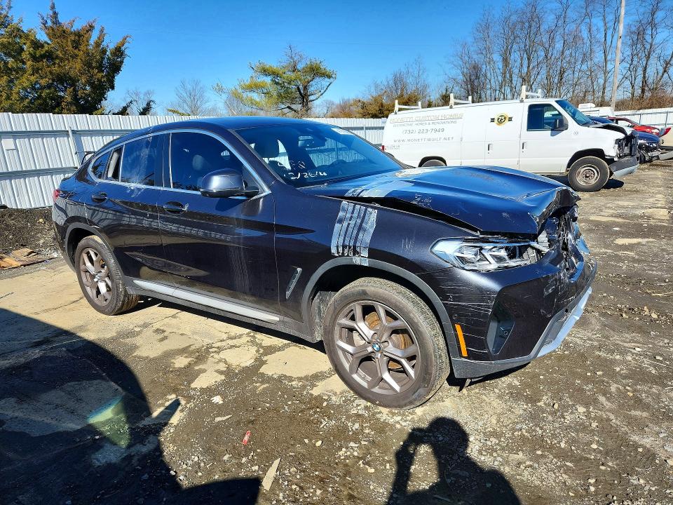 2024 BMW X4 VIN 5UX33DT07R9V93371 COPART salvage auction — FRONT END, Ar - Certificate Of Title, sold $18,500 on 2026-07-20 (photo 4)