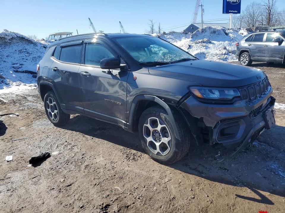2022 Jeep Compass VIN 3C4NJDDB0NT192259 COPART salvage auction — FRONT END, Salvage Title, sold $4,550 on 2026-08-03 (photo 4)